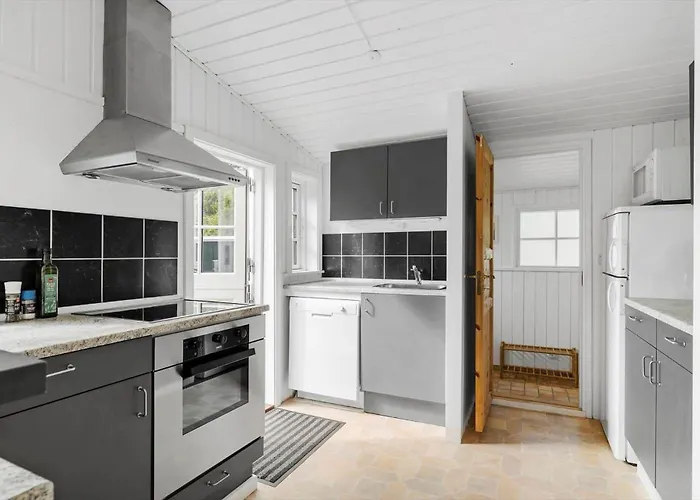 1418-aakirkeby-lyngvejen-25 Сasa de vacaciones Vester Somarken